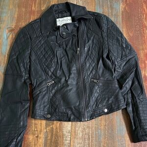 AMERICAN RAG Black Quilted Faux Leather Jacket Women’s XS Lined & Light NWOT